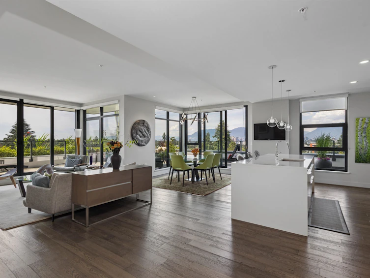 601-4427 Cambie Street, Vancouver, BC, V5Z 2Y8