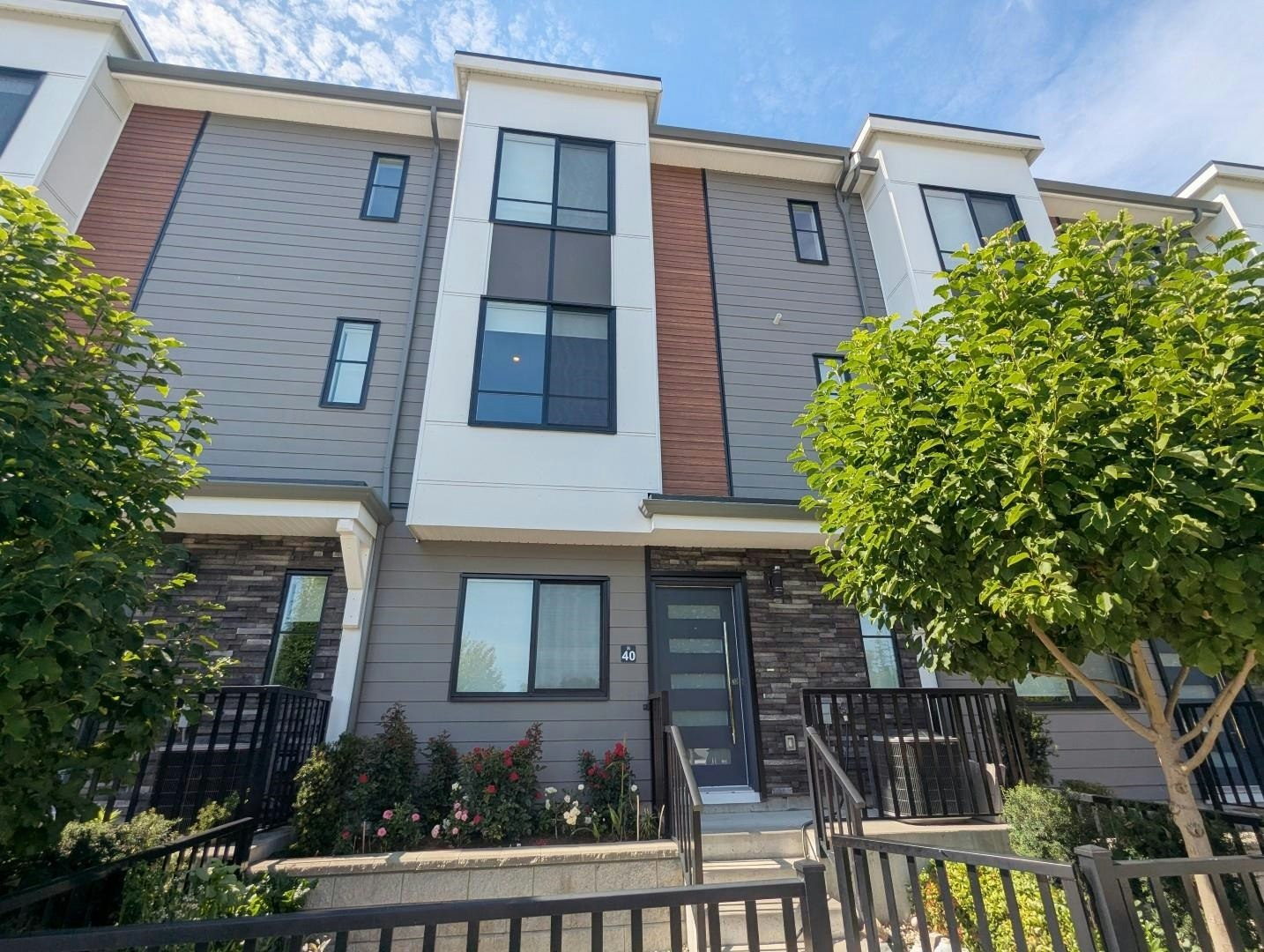 40-1639 162 Street, Surrey, BC, V4A 4Y1