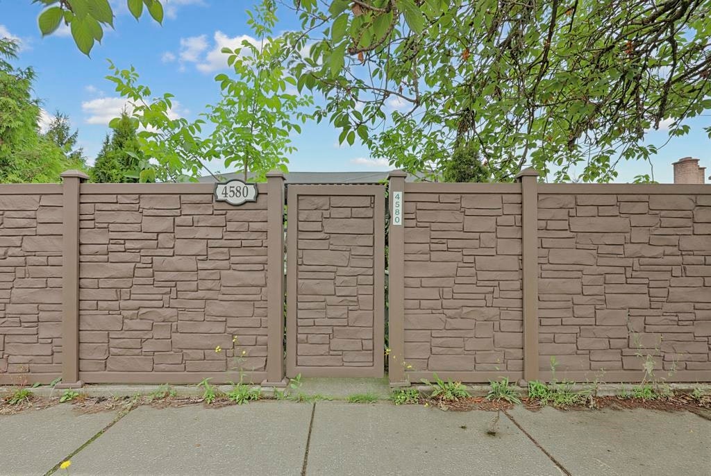 4580 Boundary Road - 3