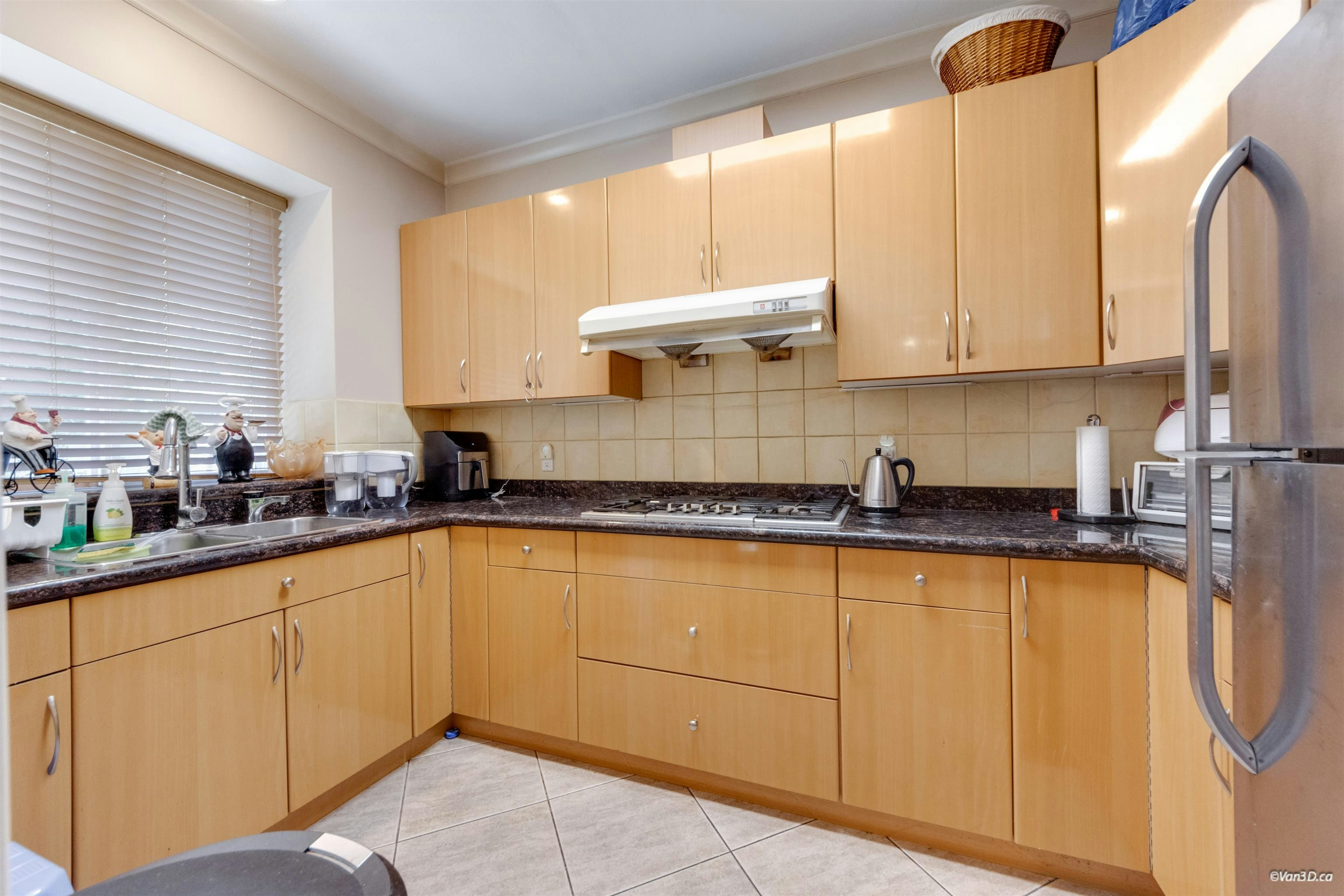 8311 No. 4 Road, Richmond, BC, V6Y 2T7 - 11