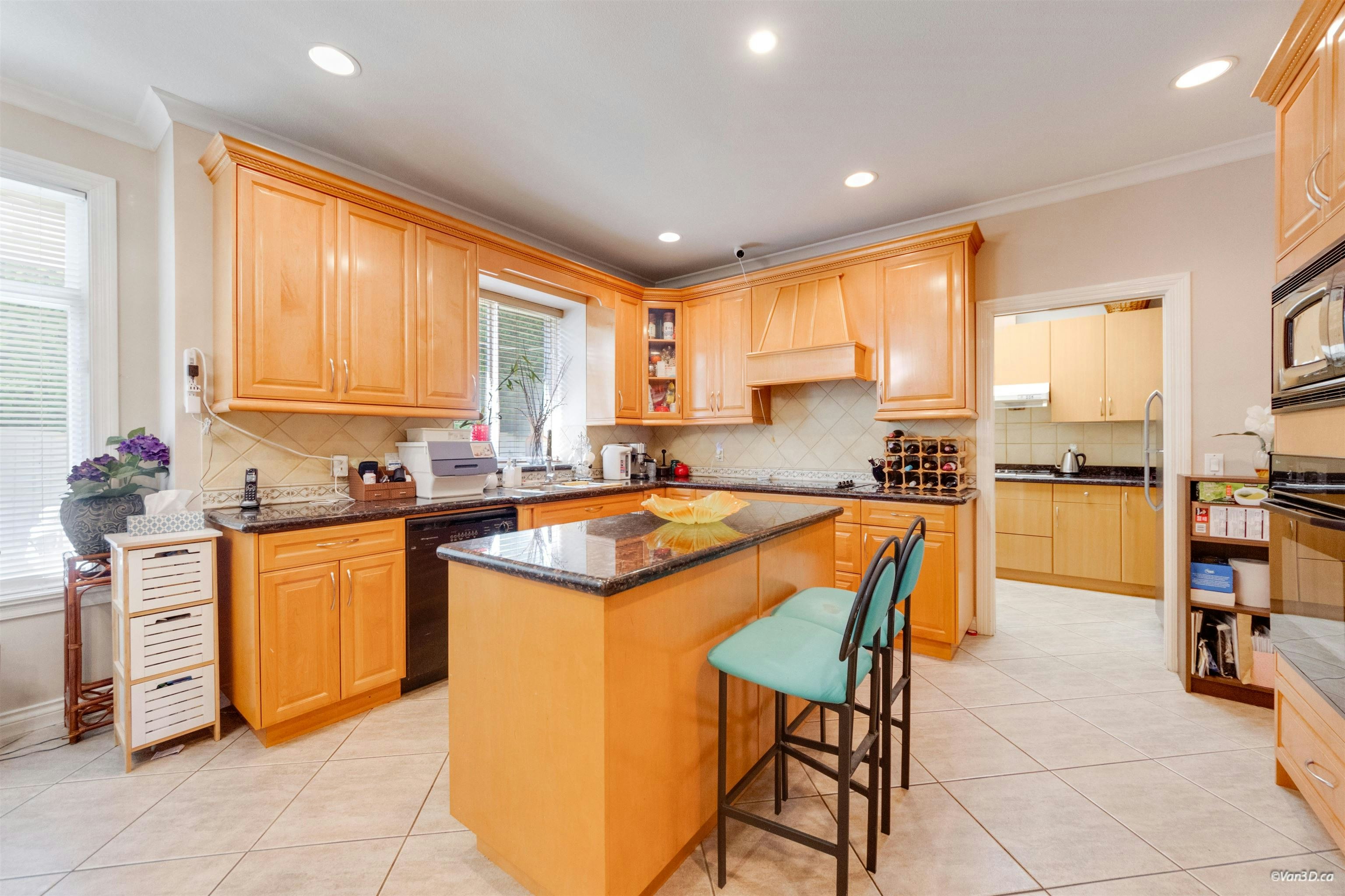 8311 No. 4 Road, Richmond, BC, V6Y 2T7 - 9