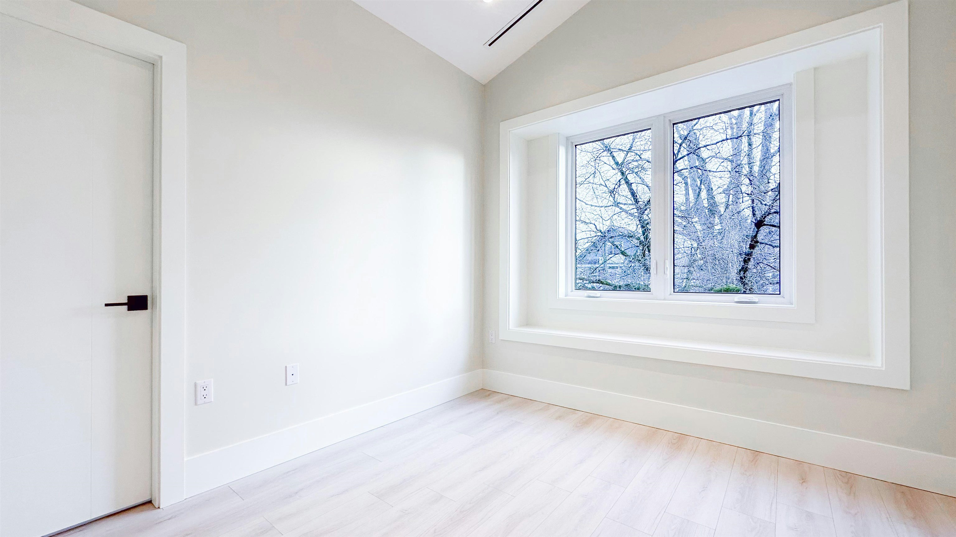 2373 W 7th Avenue, Vancouver, BC, V6K 1Y4 - 18
