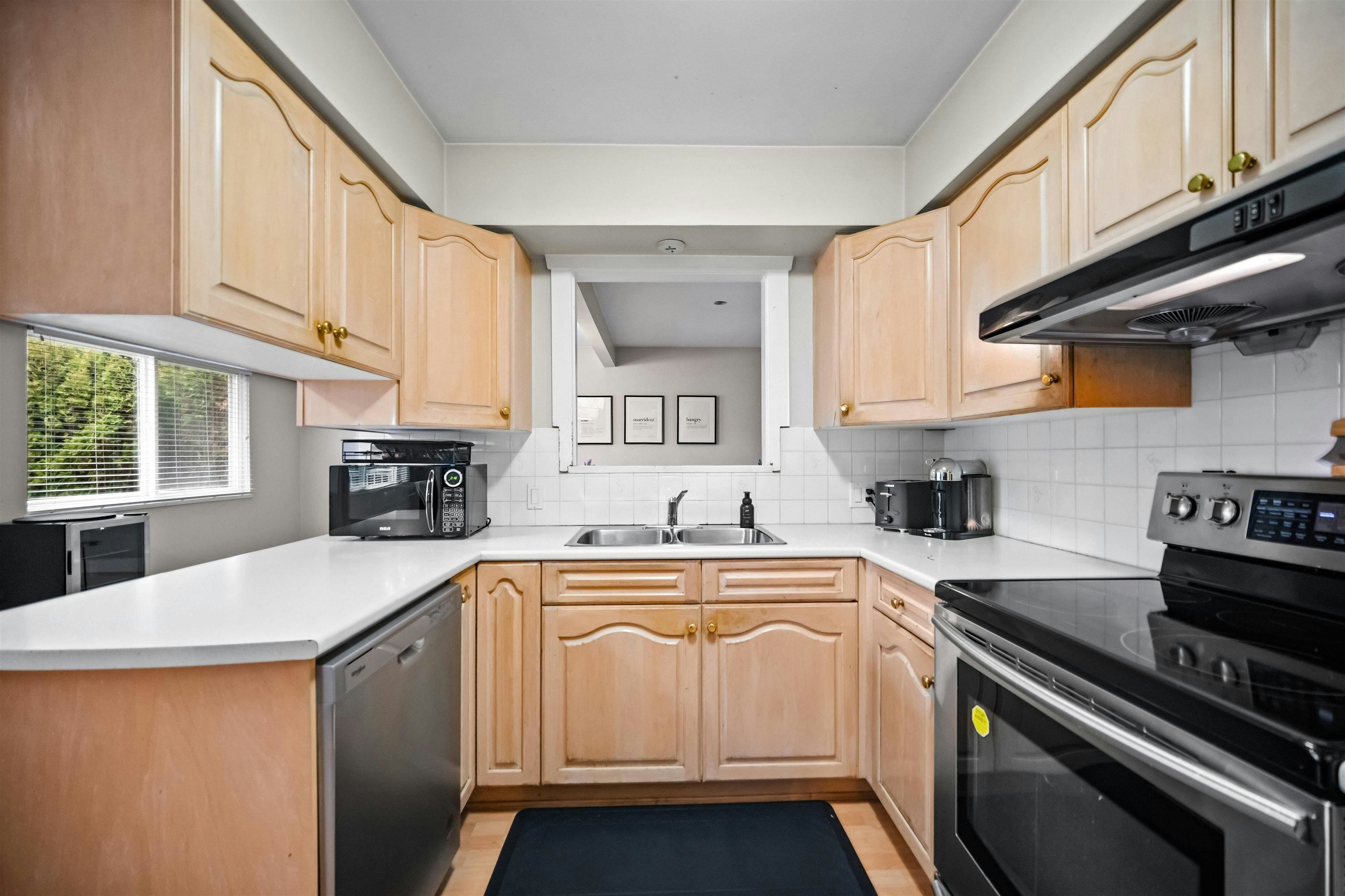 3580 Bargen Drive, Richmond, BC, V6X 2R5 - 8