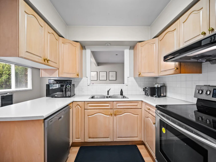 3580 Bargen Drive, Richmond, BC, V6X 2R5 - 8