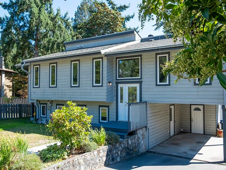 6173 Bligh Road, Sechelt, BC, V7Z 0M1 - 2