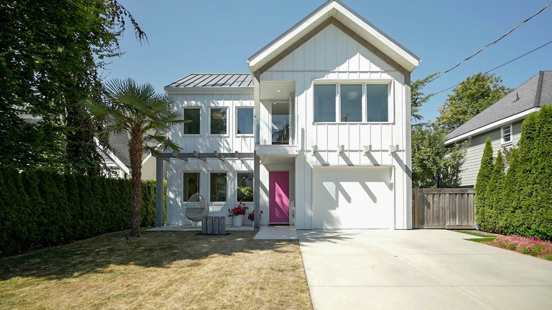 1671 Farrell Crescent - 2