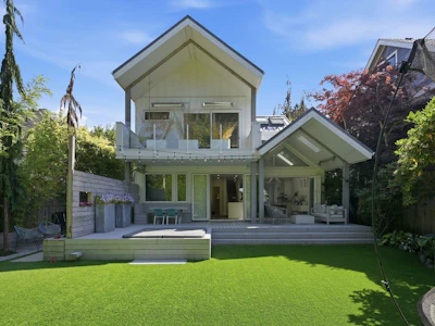 1671 Farrell Crescent - 3