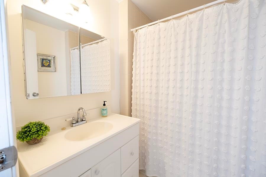 1172 Cedar Grove Road, Roberts Creek, BC, V0N 2W2 - 26
