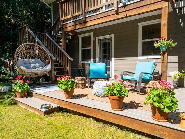 1172 Cedar Grove Road, Roberts Creek, BC, V0N 2W2 - 27