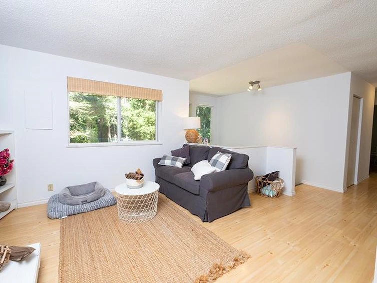 1172 Cedar Grove Road, Roberts Creek, BC, V0N 2W2 - 16