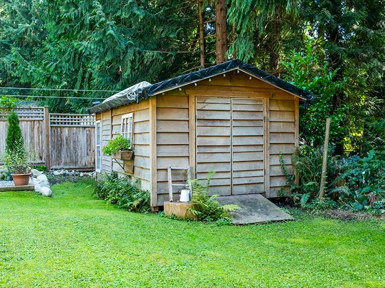 1172 Cedar Grove Road, Roberts Creek, BC, V0N 2W2 - 35