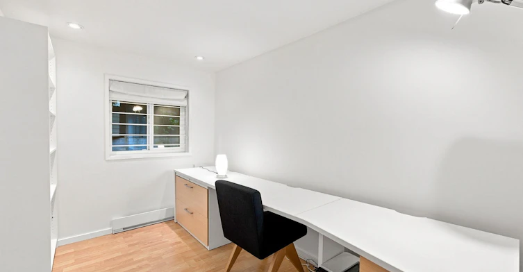 B-3262 W 1st Avenue, Vancouver, BC, V6K 1H5 - 7