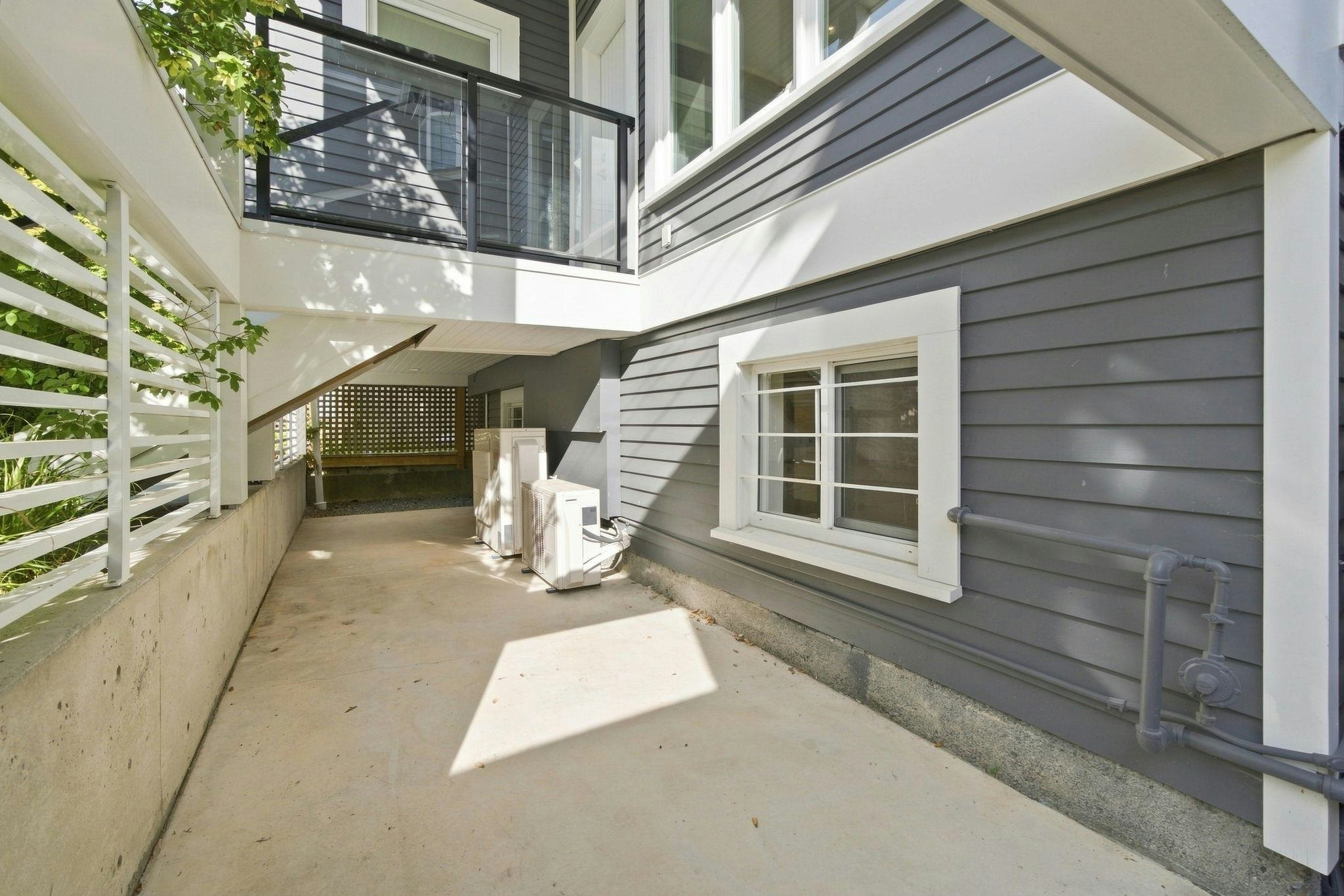 B-3262 W 1st Avenue, Vancouver, BC, V6K 1H5 - 12
