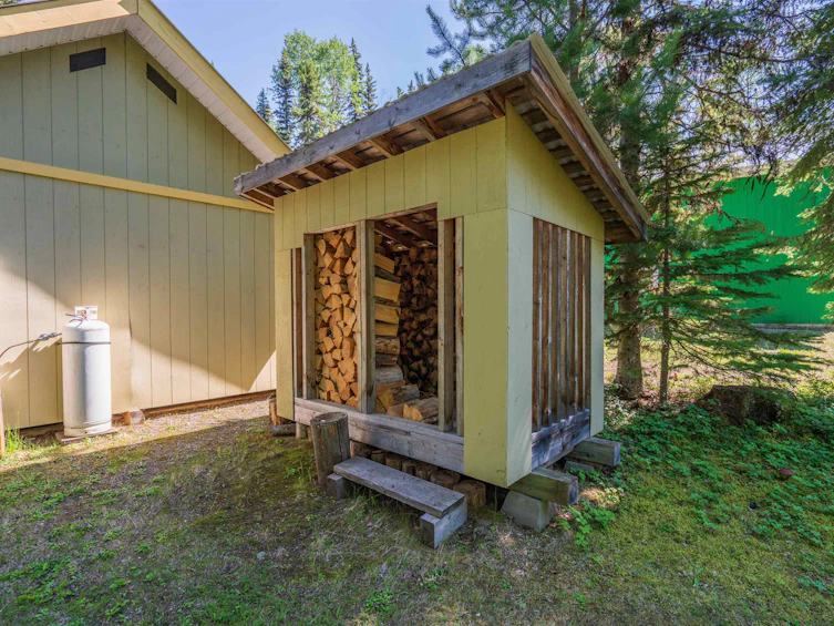 4490 Bowron Lake Road, Wells, BC, V0K 2R0 - 25