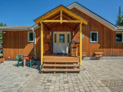 4490 Bowron Lake Road - 5