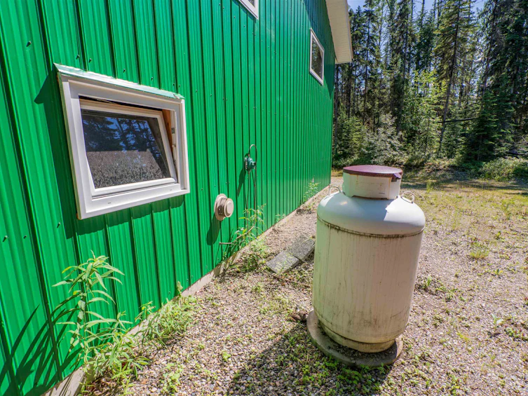 4490 Bowron Lake Road, Wells, BC, V0K 2R0 - 33