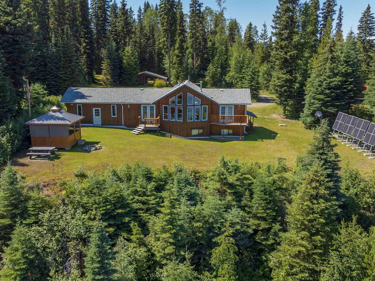 4490 Bowron Lake Road, Wells, BC, V0K 2R0 - 4