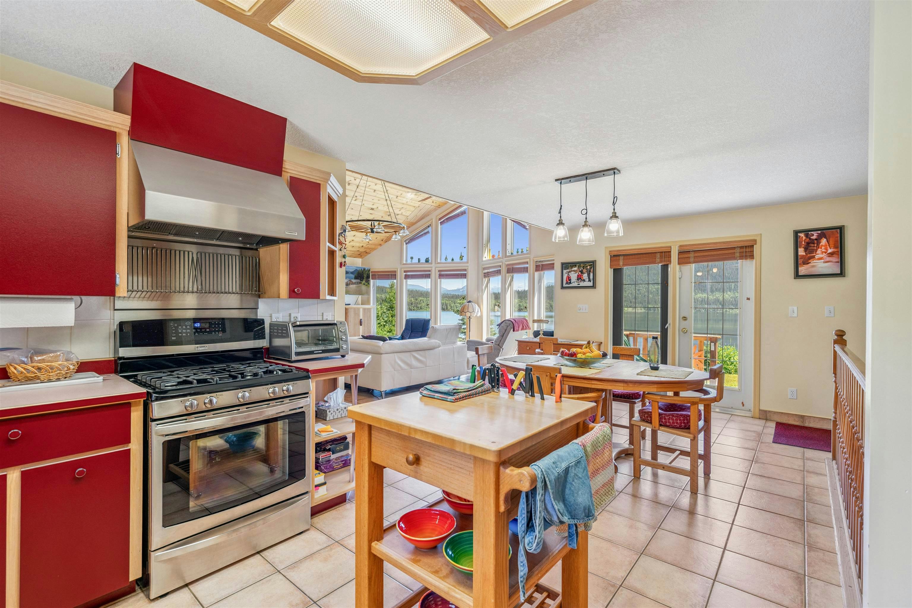 4490 Bowron Lake Road, Wells, BC, V0K 2R0 - 11