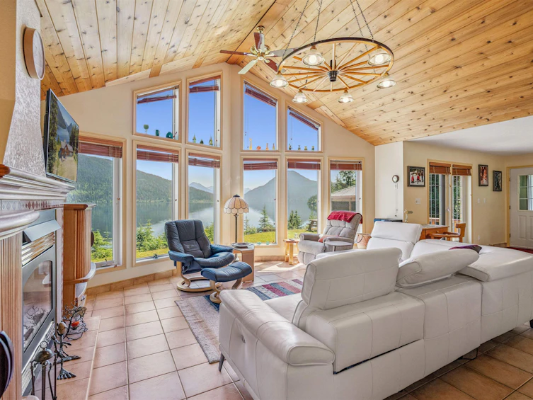 4490 Bowron Lake Road, Wells, BC, V0K 2R0 - 6