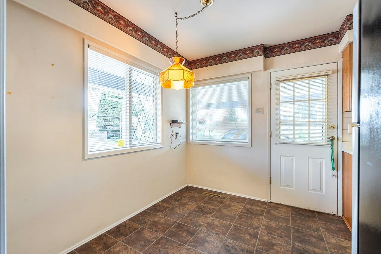 1721 Bowman Avenue, Coquitlam, BC, V3J 6C9 - 18