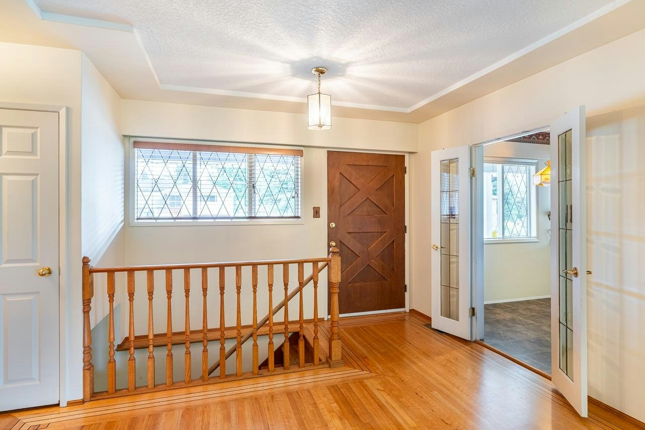 1721 Bowman Avenue, Coquitlam, BC, V3J 6C9 - 10