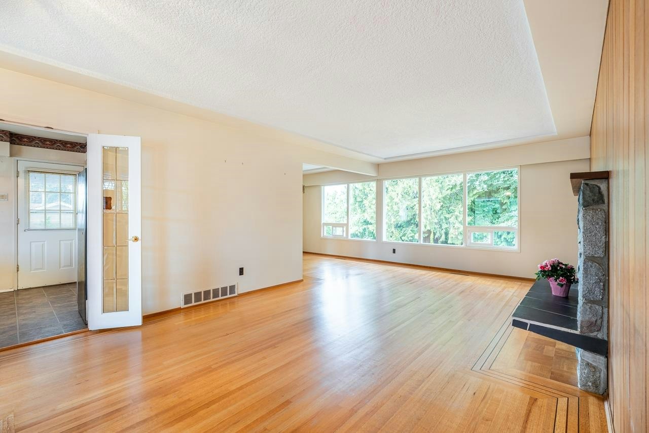 1721 Bowman Avenue, Coquitlam, BC, V3J 6C9 - 11