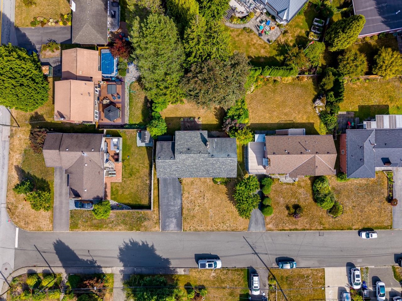 1721 Bowman Avenue - 5