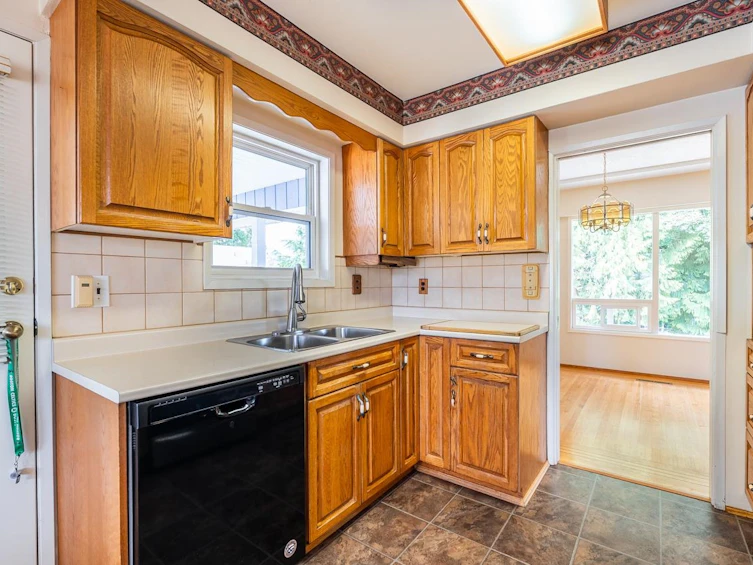1721 Bowman Avenue, Coquitlam, BC, V3J 6C9 - 15