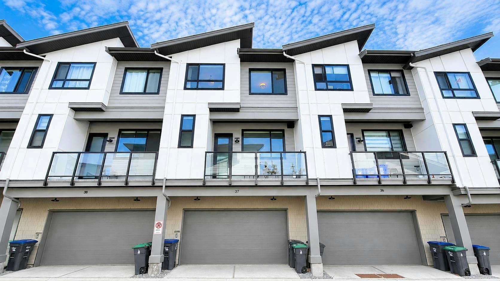 37-16589 25 Avenue, Surrey, BC, V3Z 1H5 - 39