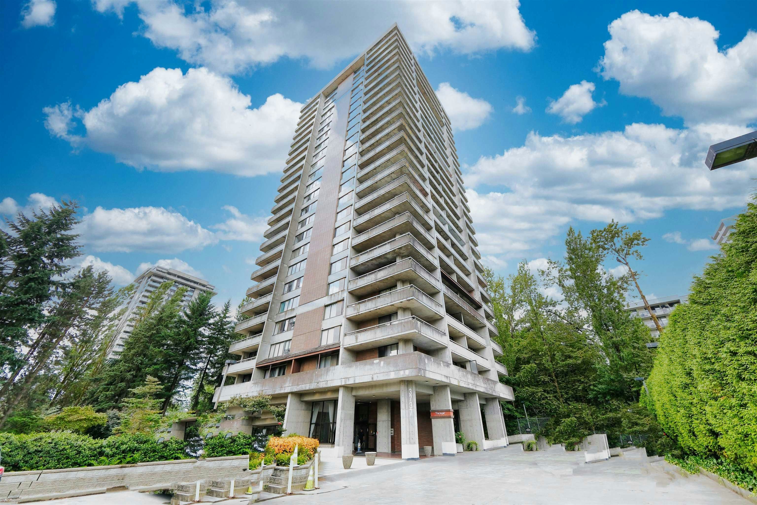504-3737 Bartlett Court, Burnaby, BC, V3J 7E3
