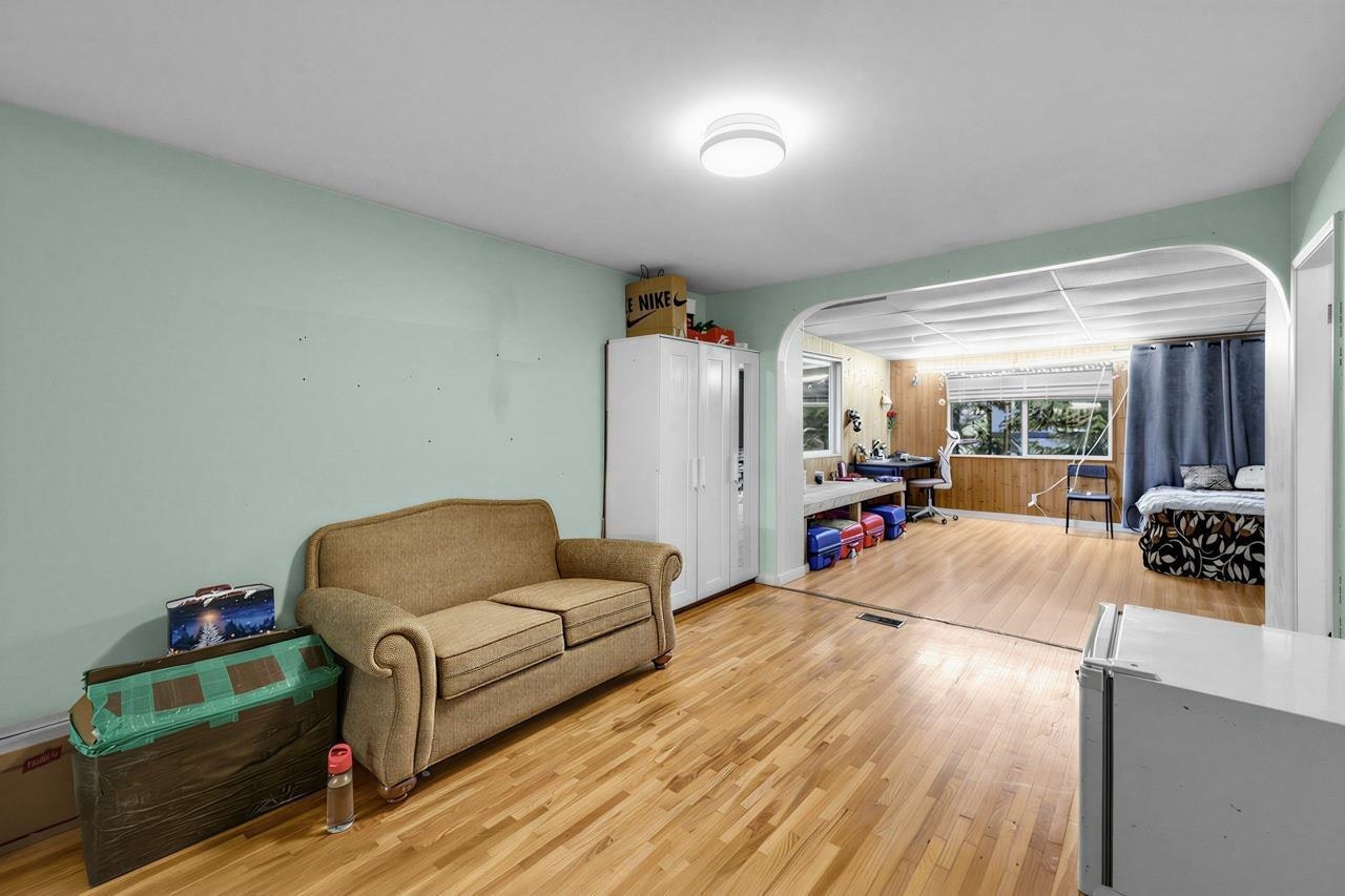 7674 Burris Street - 5