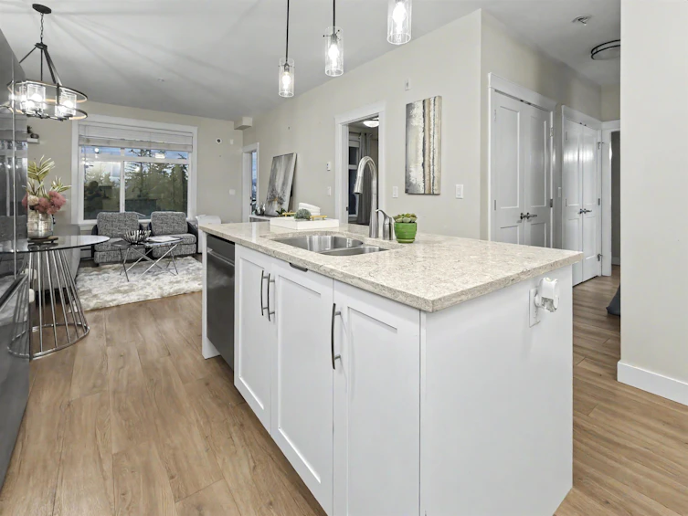 515-11077 Ravine Road, Surrey, BC, V3T 3X5 - 11