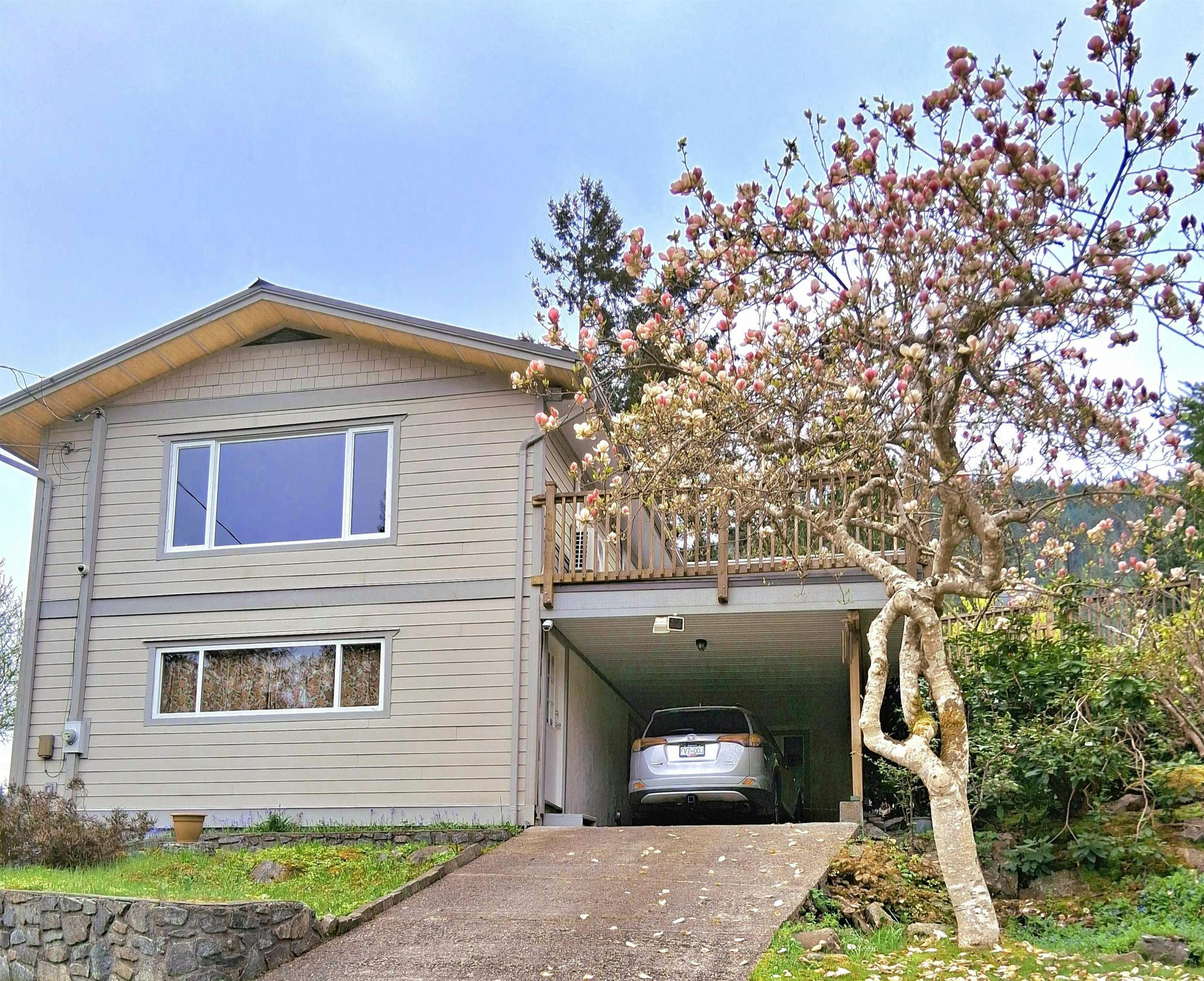 13096 Narrows Road, Pender Harbour Egmont, BC, V0N 2H1