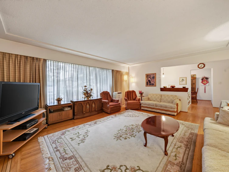 3660 E 22nd Avenue, Vancouver, BC, V5M 2Z7 - 6