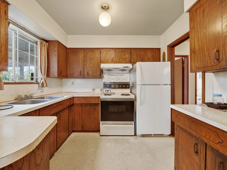 3660 E 22nd Avenue, Vancouver, BC, V5M 2Z7 - 13