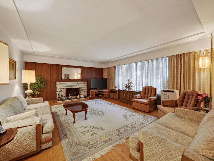 3660 E 22nd Avenue, Vancouver, BC, V5M 2Z7 - 8