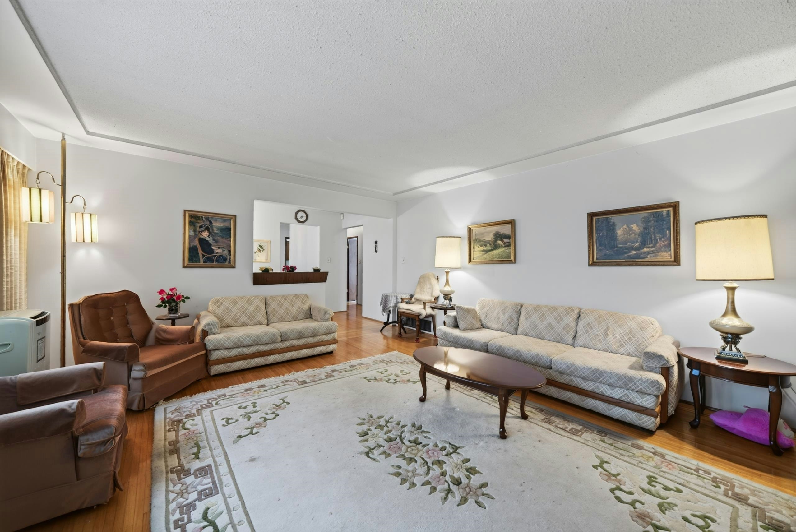 3660 E 22nd Avenue, Vancouver, BC, V5M 2Z7 - 5