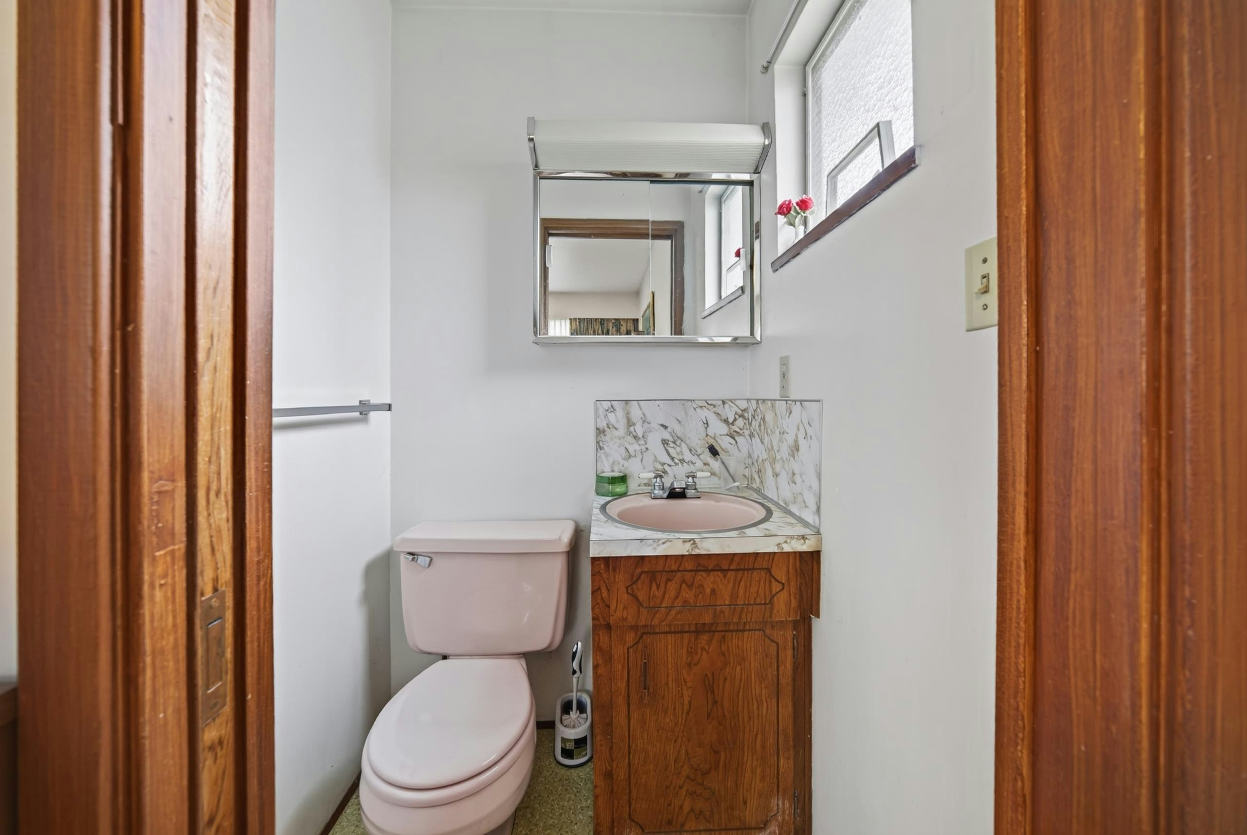 3660 E 22nd Avenue, Vancouver, BC, V5M 2Z7 - 23