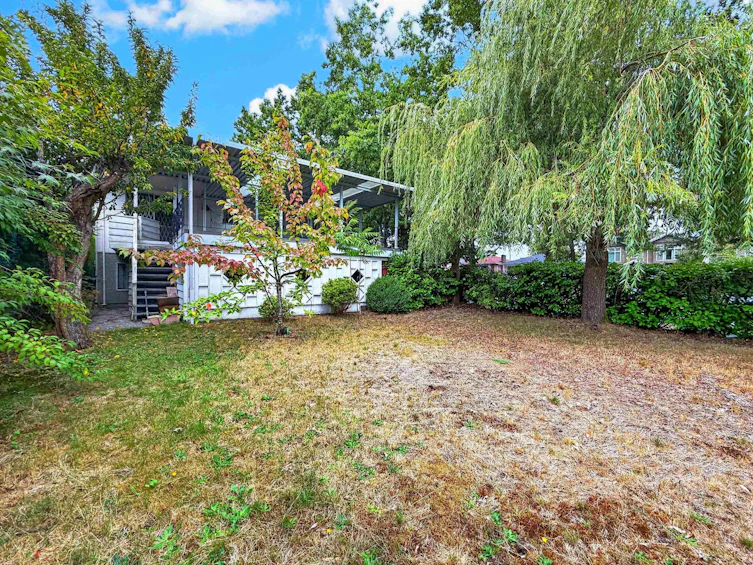3660 E 22nd Avenue, Vancouver, BC, V5M 2Z7 - 3