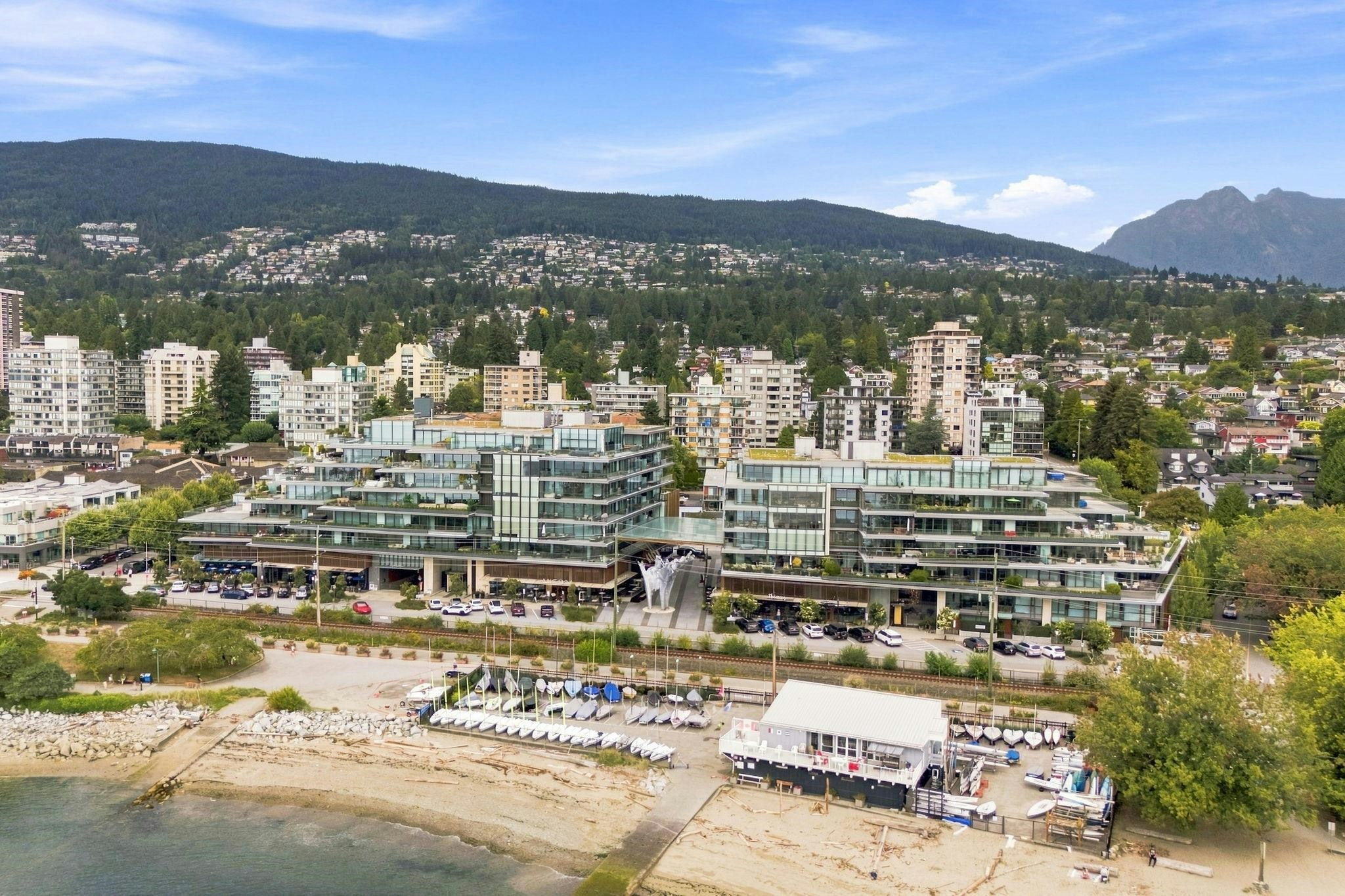 205-1327 Bellevue Avenue, West Vancouver, BC, V7T 0B9 - 3