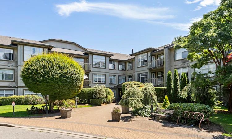 212-14885 105 Avenue