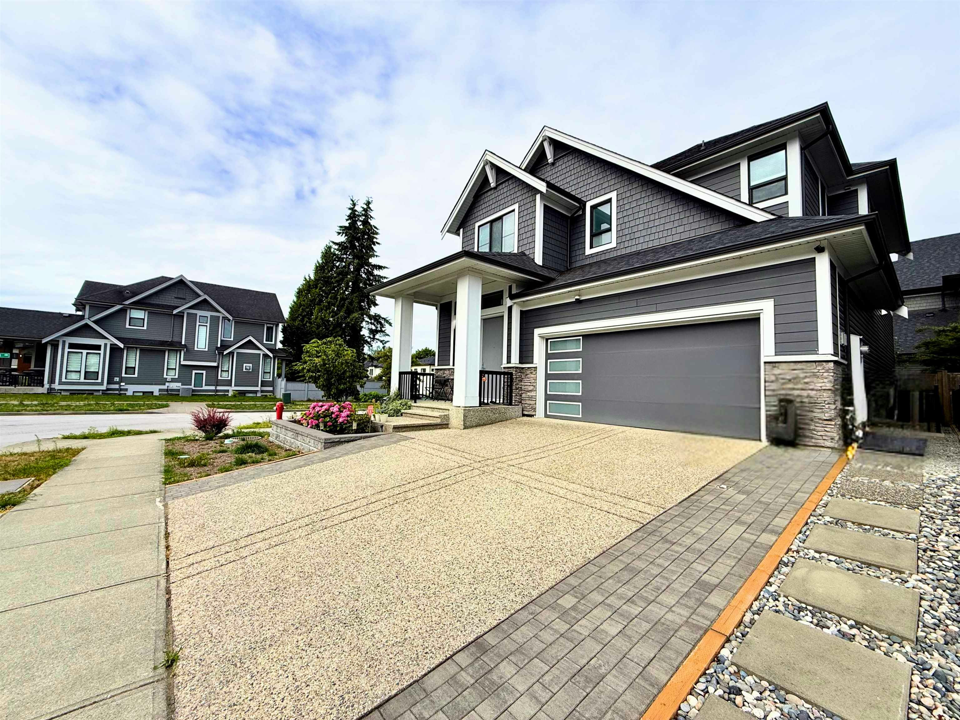 Basement-1030* 166b Street, Surrey, BC, V4N 6V4