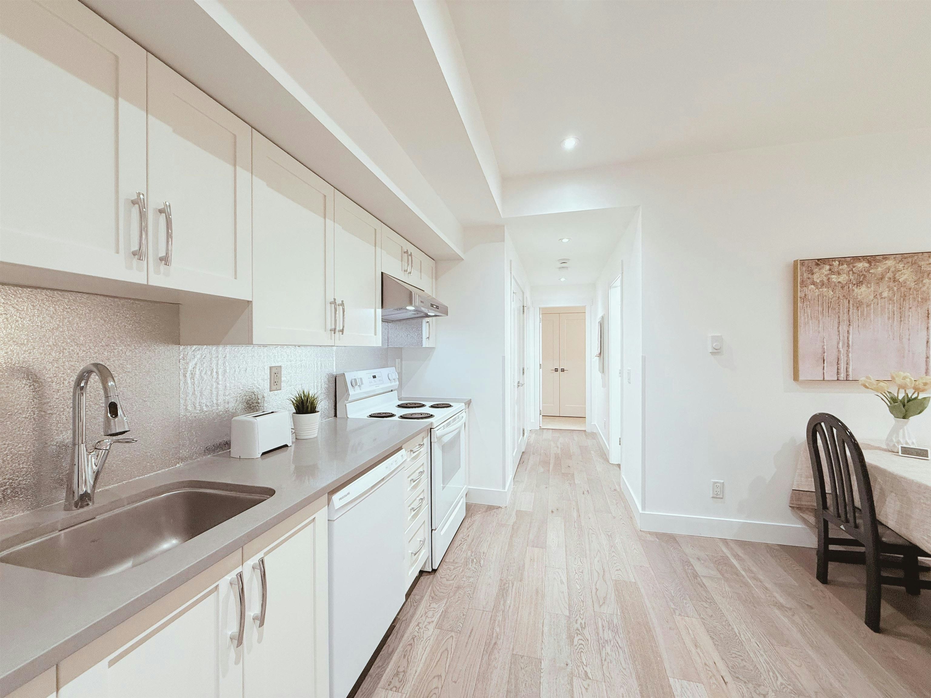 Basement-1030* 166b Street, Surrey, BC, V4N 6V4 - 4