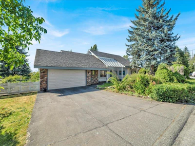 9341 Ebor Road - 3