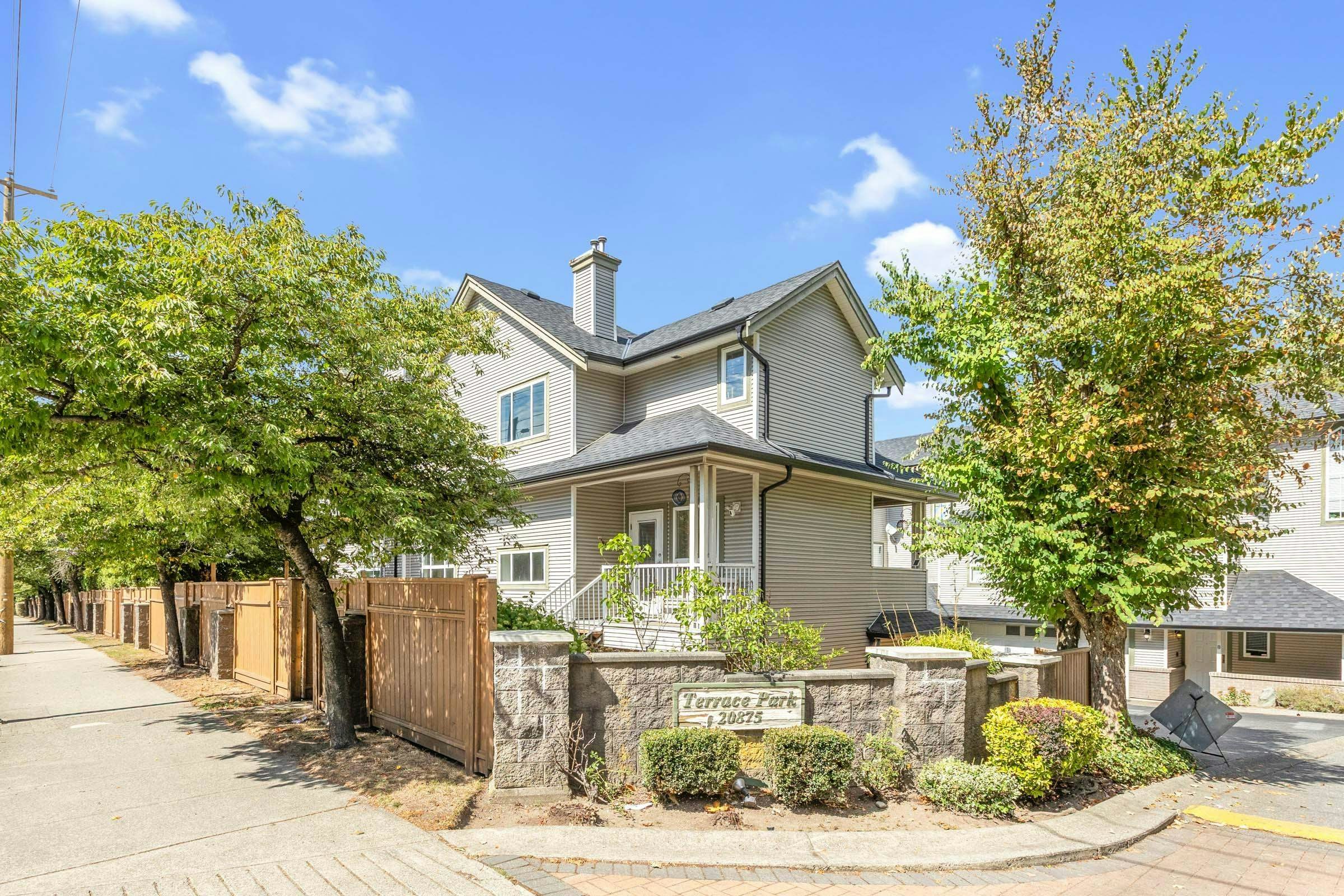 12-20875 88th Avenue, Langley, BC, V1M 3K1