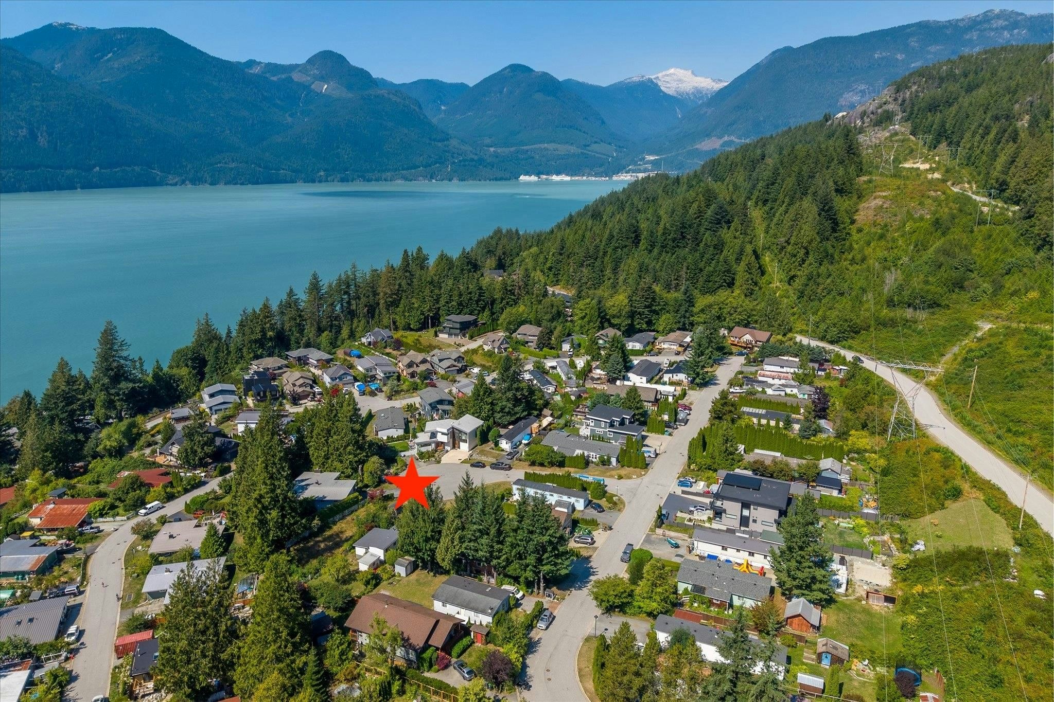 827 Minaty Lane, Squamish, BC, V0N 1J0 - 29
