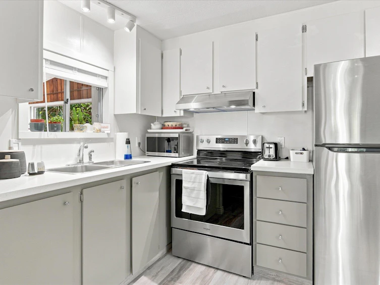 827 Minaty Lane, Squamish, BC, V0N 1J0 - 12