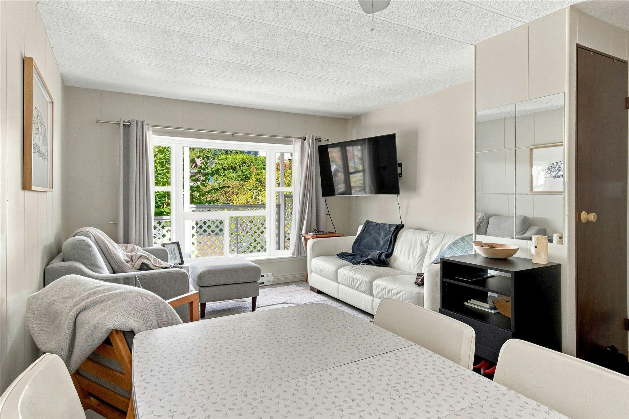 827 Minaty Lane, Squamish, BC, V0N 1J0 - 7