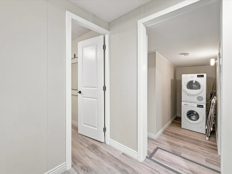 827 Minaty Lane, Squamish, BC, V0N 1J0 - 15