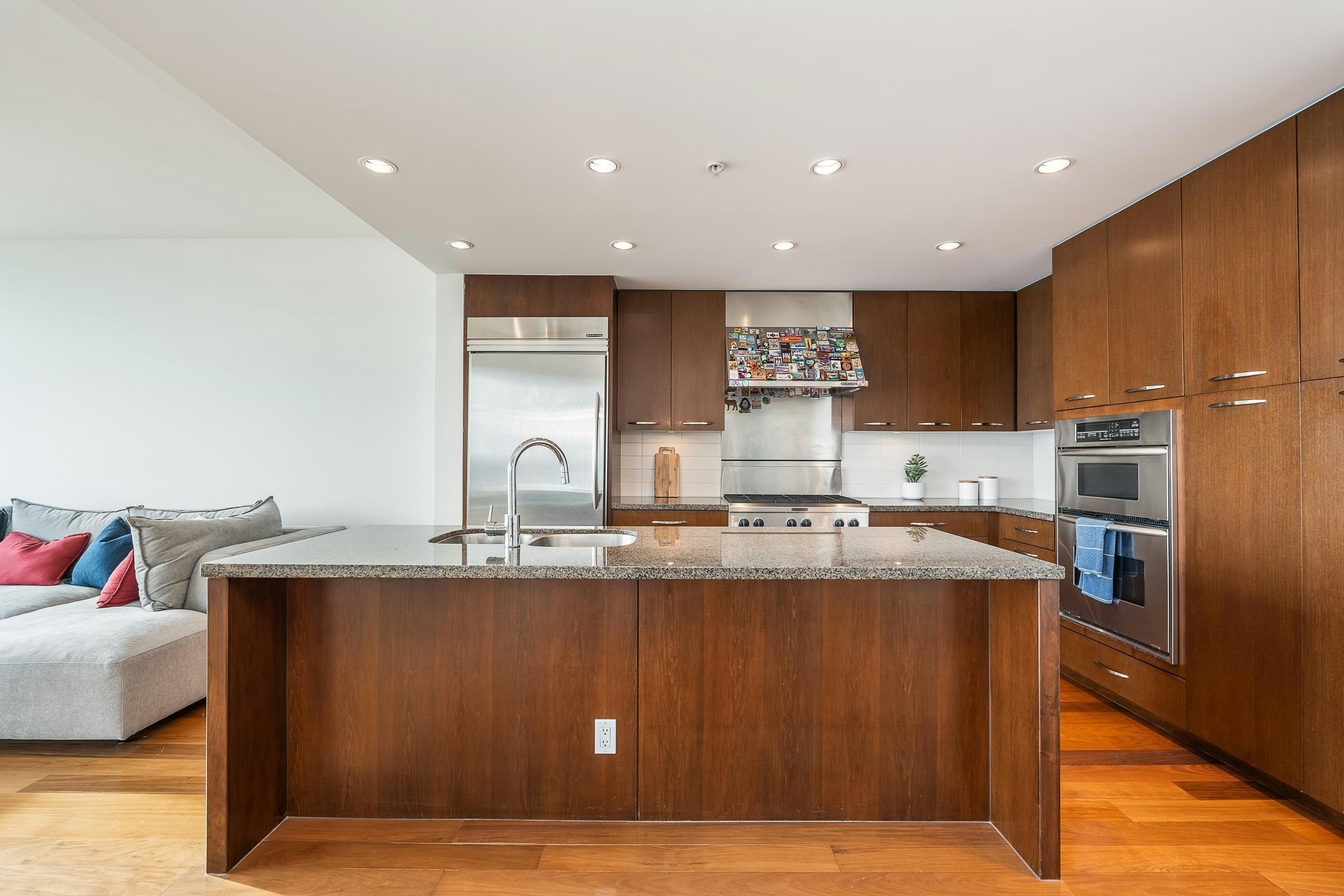 1101-3335 Cypress Place, West Vancouver, BC, V7S 3J8 - 6